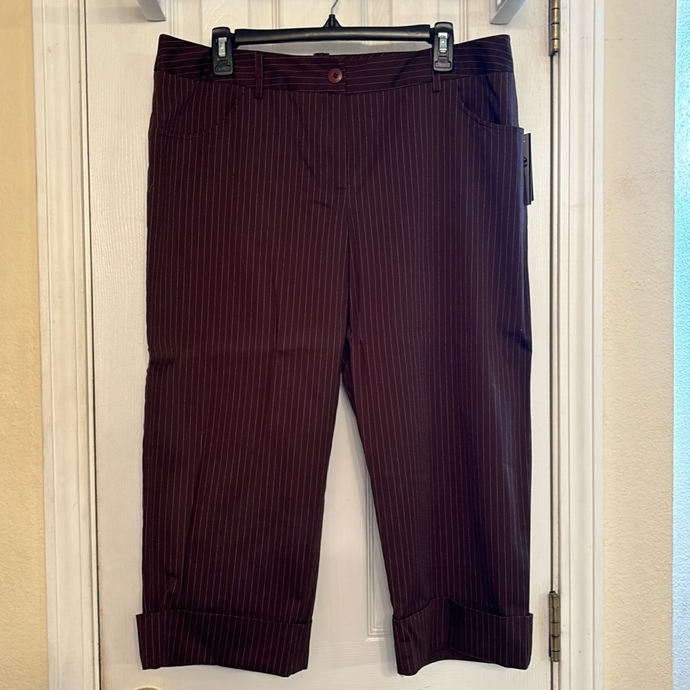 AB Studio brown pinstripe capris